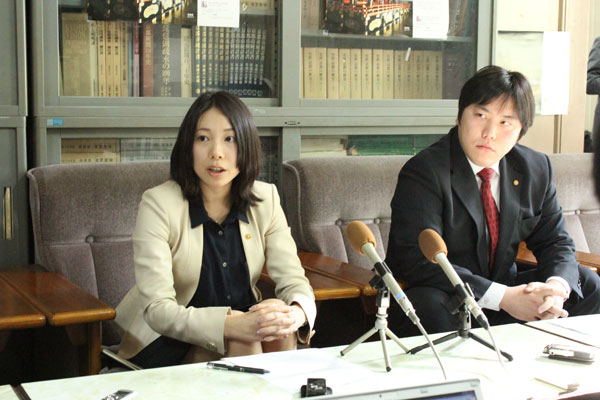 「門川市政8年を振り返って」団長談話を発表するとともに記者会見を行いました。